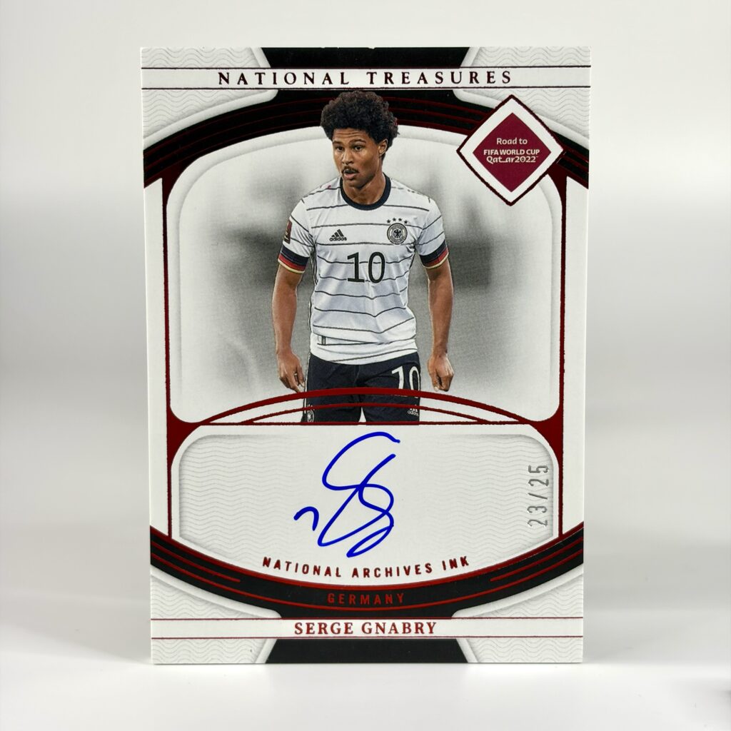 2022 Panini National Treasures Road to FIFA W/C - Serge Gnabry Autograf /25